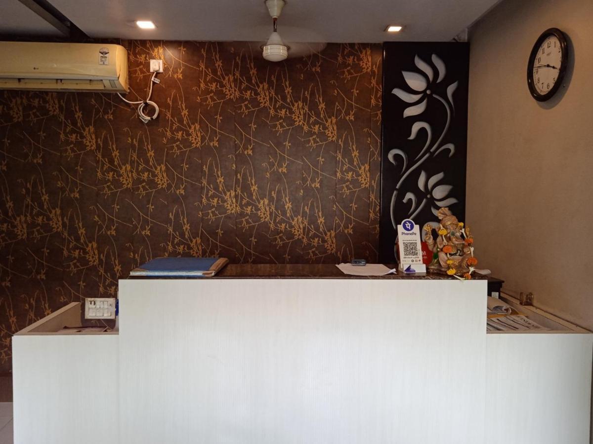 Sheldon Hotel Kolkata Bagian luar foto