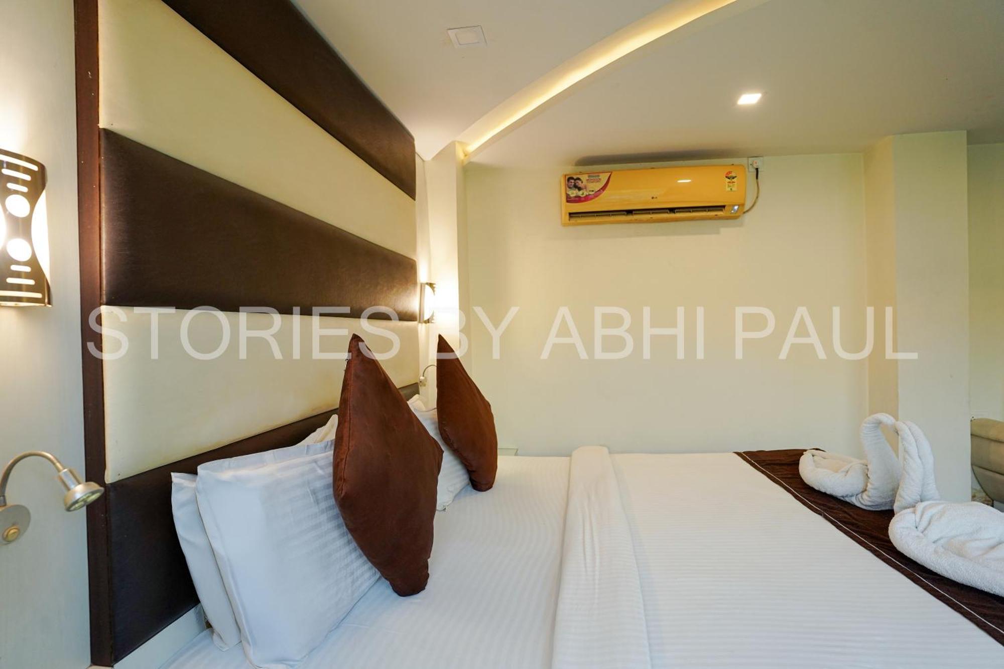 Sheldon Hotel Kolkata Bagian luar foto