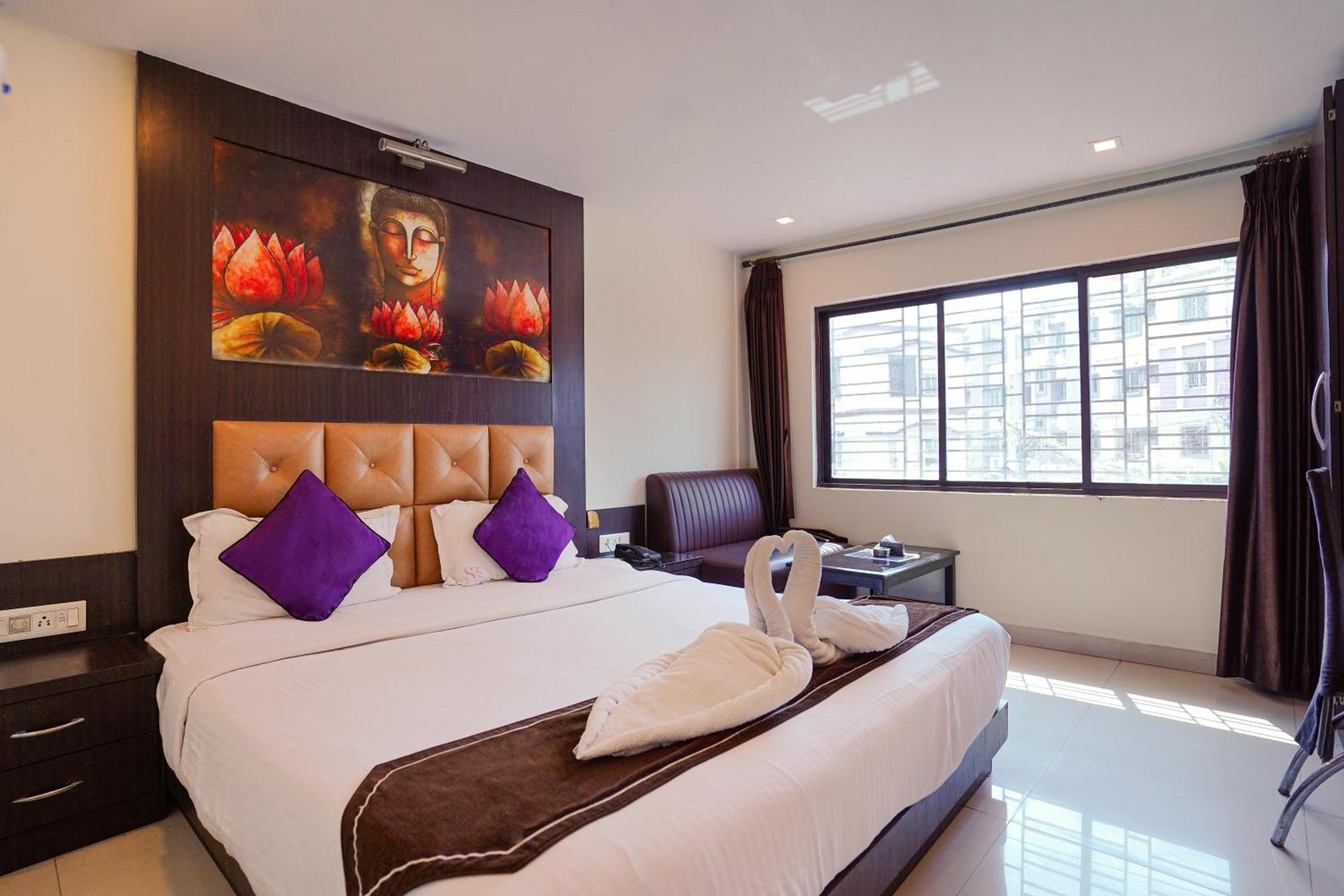 Sheldon Hotel Kolkata Bagian luar foto