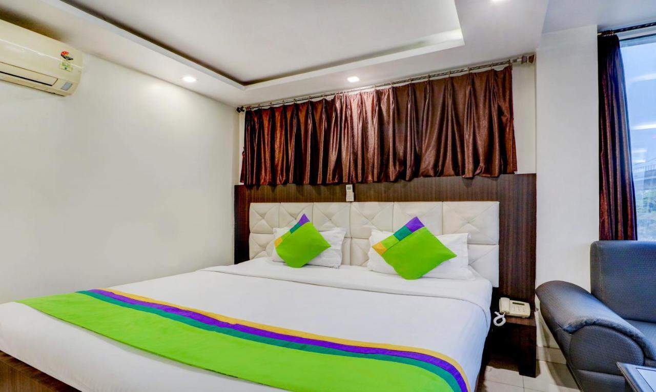 Sheldon Hotel Kolkata Bagian luar foto