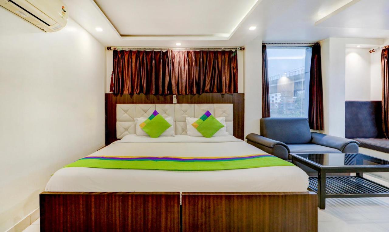 Sheldon Hotel Kolkata Bagian luar foto