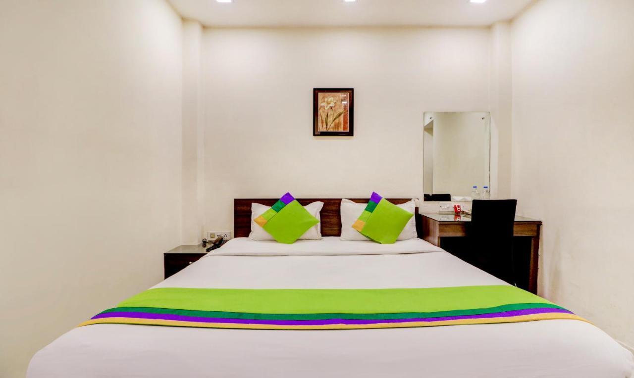 Sheldon Hotel Kolkata Bagian luar foto